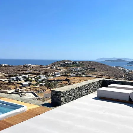 Villa Enilio Mera