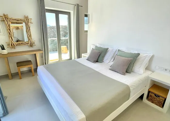 Villa Enilio Mera Faros