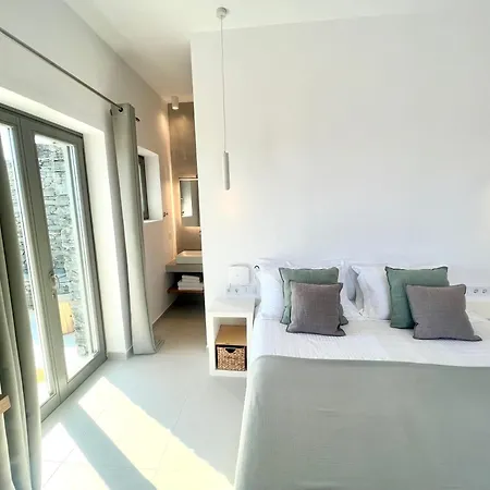 Enilio Mera Фарос