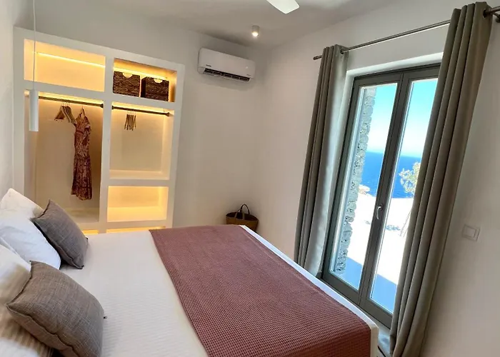 빌라 Enilio Mera *